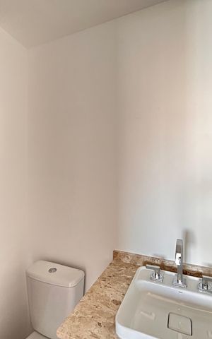 Apartamento à venda com 82m², 2 quartos e 1 vagaBanheiro da Suíte 1