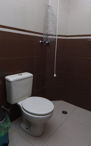 Casa para alugar com 240m², 3 quartos e 2 vagasBanheiro Social