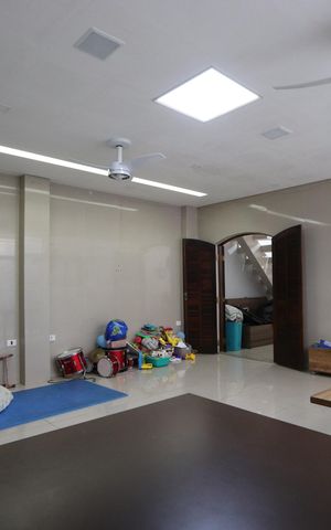 Casa para alugar com 240m², 3 quartos e 2 vagasÁrea comum