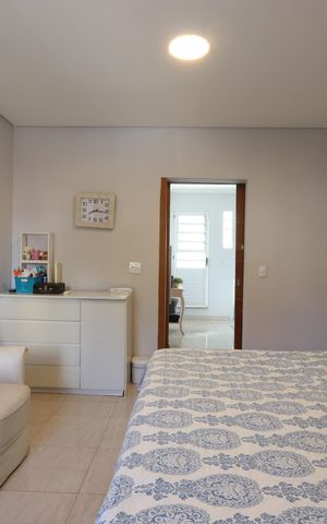 Casa para alugar com 240m², 3 quartos e 2 vagasSuíte 2