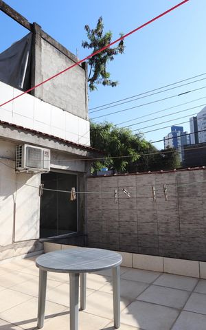 Casa para alugar com 240m², 3 quartos e 2 vagasÁrea de Serviço