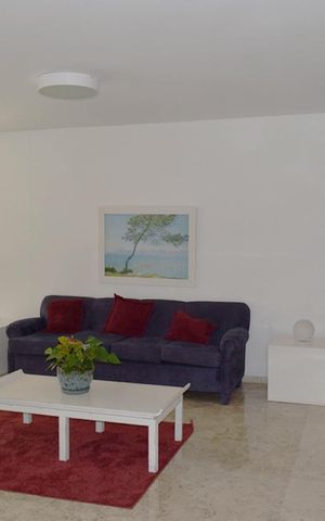 Apartamento à venda com 98m², 2 quartos e sem vagaÁrea comum