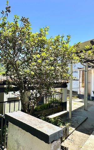 Casa à venda com 500m², 3 quartos e 2 vagas Casa à venda com 500m², 3 quartos e 2 vagasÁrea comum