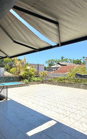 Casa à venda com 500m², 3 quartos e 2 vagas Casa à venda com 500m², 3 quartos e 2 vagasÁrea comum