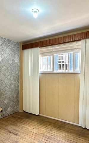 Casa à venda com 500m², 3 quartos e 2 vagas Casa à venda com 500m², 3 quartos e 2 vagasQuarto 2