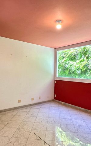 Casa à venda com 500m², 3 quartos e 2 vagas Casa à venda com 500m², 3 quartos e 2 vagasSala