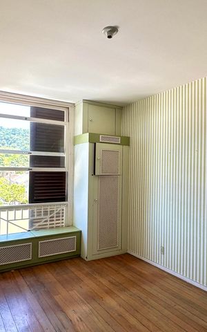 Casa à venda com 500m², 3 quartos e 2 vagas Casa à venda com 500m², 3 quartos e 2 vagasQuarto 3