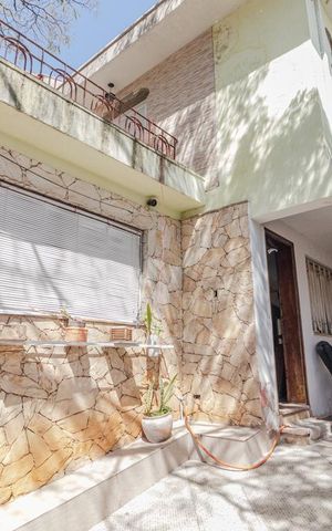 Casa à venda com 133m², 3 quartos e 2 vagasGaragem
