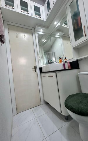 Casa de condomínio à venda com 97m², 2 quartos e 1 vaga Casa de condomínio à venda com 97m², 2 quartos e 1 vagaBanheiro