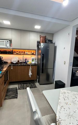 Casa de condomínio à venda com 97m², 2 quartos e 1 vaga Casa de condomínio à venda com 97m², 2 quartos e 1 vagaCozinha