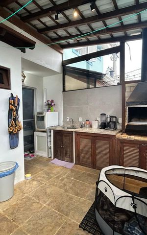 Casa de condomínio à venda com 97m², 2 quartos e 1 vaga Casa de condomínio à venda com 97m², 2 quartos e 1 vagaChurrasqueira