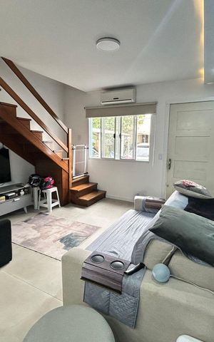 Casa de condomínio à venda com 97m², 2 quartos e 1 vaga Casa de condomínio à venda com 97m², 2 quartos e 1 vagaSala