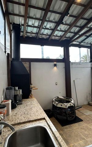 Casa de condomínio à venda com 97m², 2 quartos e 1 vaga Casa de condomínio à venda com 97m², 2 quartos e 1 vagaÁrea de Serviço