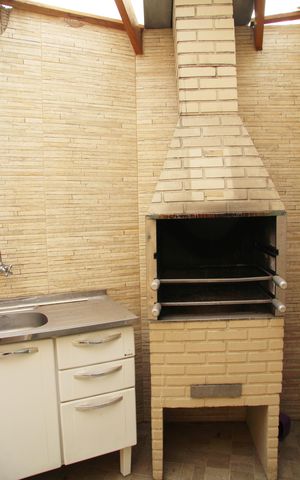 Casa à venda com 109m², 3 quartos e 2 vagasArea Gourmet