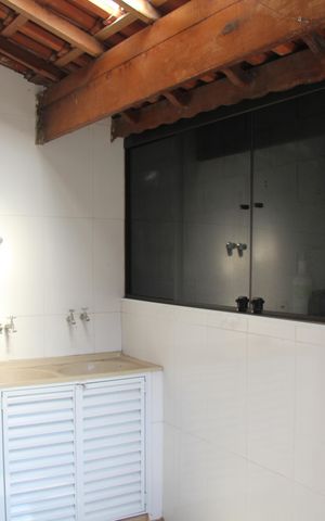 Casa à venda com 109m², 3 quartos e 2 vagasÁrea de Serviço