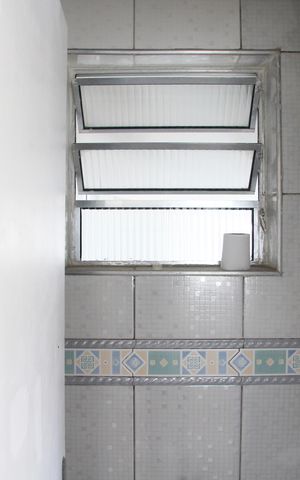 Casa à venda com 109m², 3 quartos e 2 vagasLavabo