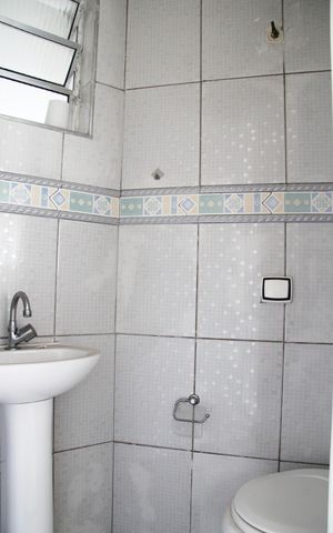 Casa à venda com 109m², 3 quartos e 2 vagasLavabo