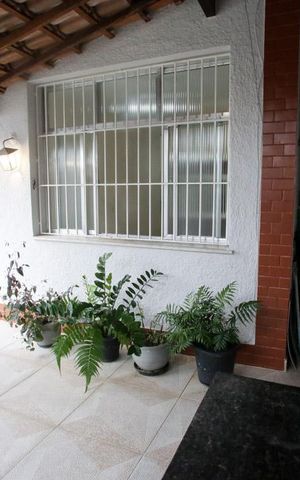 Casa de condomínio à venda com 300m², 3 quartos e 2 vagasChurrasqueira