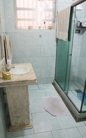 Casa de condomínio à venda com 300m², 3 quartos e 2 vagasBanheiro Social