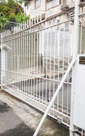Casa de condomínio à venda com 300m², 3 quartos e 2 vagasFachada do Condomínio