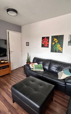 Apartamento à venda com 70m², 3 quartos e 1 vaga Apartamento à venda com 70m², 3 quartos e 1 vagaSala