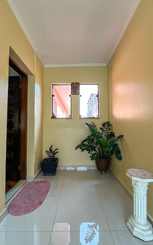 Casa à venda com 354m², 4 quartos e 4 vagasHall de entrada