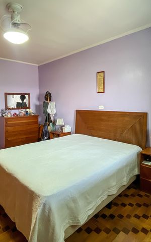Casa à venda com 354m², 4 quartos e 4 vagasSuíte