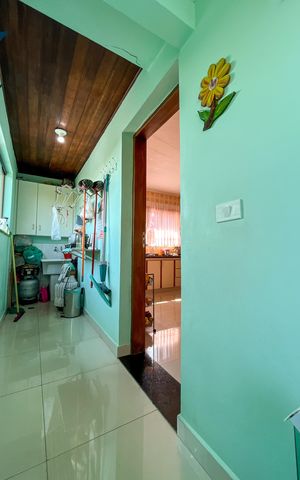 Casa à venda com 354m², 4 quartos e 4 vagasÁrea de Serviço