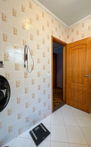 Casa à venda com 354m², 4 quartos e 4 vagasBanheiro da Suíte