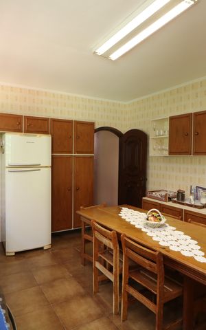 Casa à venda com 224m², 3 quartos e 4 vagasCozinha