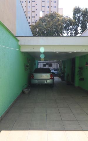 Casa à venda com 224m², 3 quartos e 4 vagasGaragem