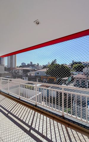 Apartamento à venda com 80m², 3 quartos e 2 vagasVaranda