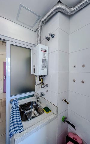 Apartamento à venda com 80m², 3 quartos e 2 vagasÁrea de Serviço