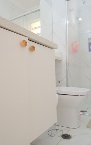 Apartamento à venda com 80m², 3 quartos e 2 vagasBanheiro Social