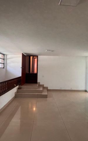 Casa à venda com 768m², 4 quartos e 12 vagas Casa à venda com 768m², 4 quartos e 12 vagasSala 3