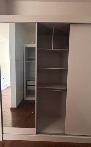 Casa à venda com 768m², 4 quartos e 12 vagas Casa à venda com 768m², 4 quartos e 12 vagasSuíte