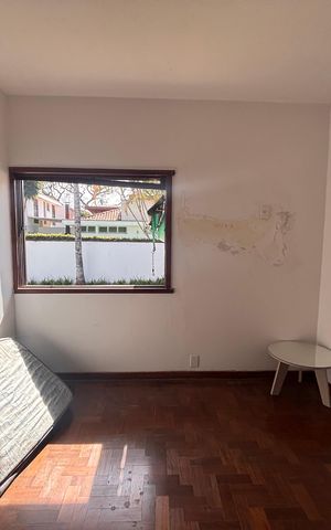 Casa à venda com 768m², 4 quartos e 12 vagas Casa à venda com 768m², 4 quartos e 12 vagasQuarto 2