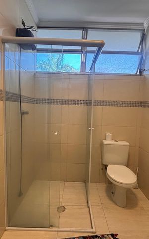 Casa à venda com 768m², 4 quartos e 12 vagas Casa à venda com 768m², 4 quartos e 12 vagasBanheiro Social