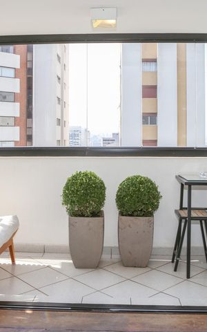 Apartamento à venda com 170m², 4 quartos e 3 vagas Apartamento à venda com 170m², 4 quartos e 3 vagasSacada