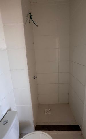 Apartamento à venda com 45m², 2 quartos e 1 vaga Apartamento à venda com 45m², 2 quartos e 1 vagaBanheiro