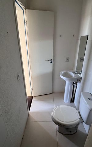 Apartamento à venda com 45m², 2 quartos e 1 vaga Apartamento à venda com 45m², 2 quartos e 1 vagaBanheiro