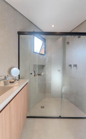 Apartamento à venda com 65m², 2 quartos e 1 vaga Apartamento à venda com 65m², 2 quartos e 1 vagaBanheiro da Suíte