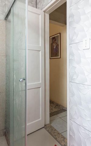 Apartamento à venda com 75m², 2 quartos e sem vagaBanheiro