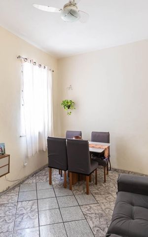 Apartamento à venda com 75m², 2 quartos e sem vagaSala