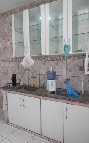 Casa à venda com 450m², 4 quartos e 6 vagasCozinha