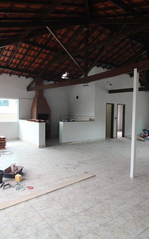 Casa à venda com 450m², 4 quartos e 6 vagasTerraço