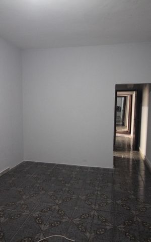 Casa à venda com 450m², 4 quartos e 6 vagasSuíte