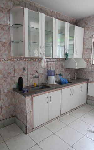 Casa à venda com 450m², 4 quartos e 6 vagasCozinha
