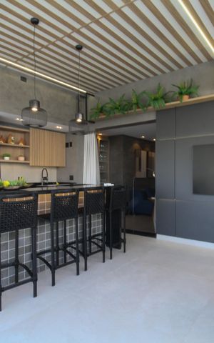 Apartamento à venda com 190m², 2 quartos e 3 vagas Apartamento à venda com 190m², 2 quartos e 3 vagasTerraço gourmet