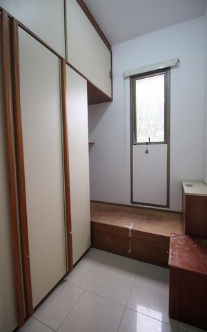 Apartamento à venda com 425m², 4 quartos e 4 vagasQuarto de Serviço